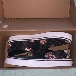 Vans flower & gray check women’s slip on shoes